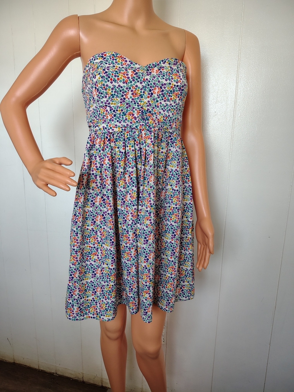Forever 21 White Multicolor Floral Smocked Strapless Dress Size S.